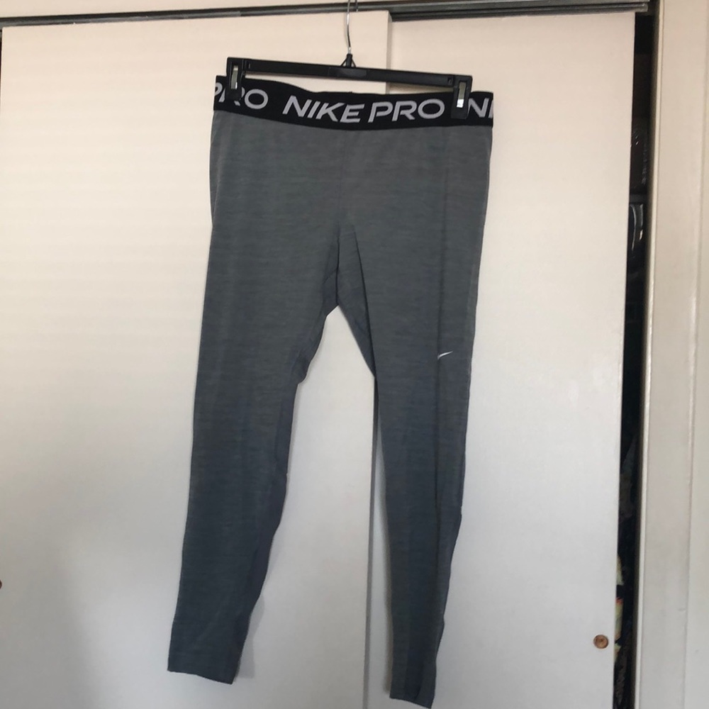 Nike Pro